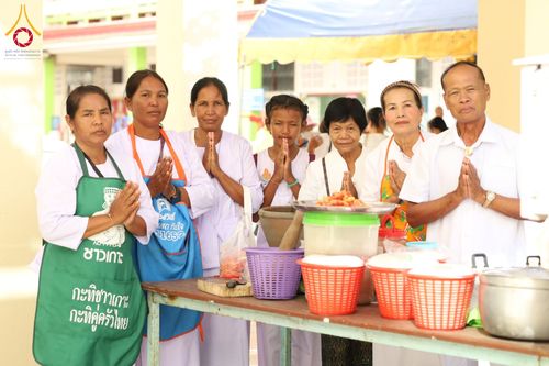 ภาพ No.178788:พิธีถวายมหาสังฆทาน 340 วัด จังหวัดบุรีรัมย์ ณ วัดกลางพระอารามหลวง จังหวัดบุรีรัมย์ โดยคณะศิษยานุศิษย์บูชาธรรม 80 ปี หลวงพ่อธัมมชโย วันที่ 15 ตุลาคม พ.ศ. 2567