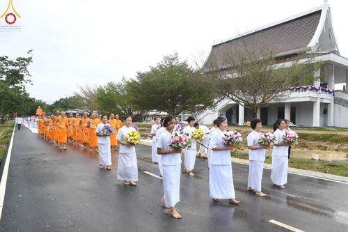 ภาพ No.96112:กฐินสามัคคี ฉลองวิหารพระมงคลเทพมุนี (สด จนฺทสโร) ณ ศูนย์ปฏิบัติธรรมภาคใต้ อ.บางกล่ำ จ.สงขลา วันที่ 19 พฤศจิกายน พ.ศ. 2566