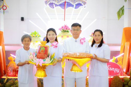 ภาพ No.172073:พิธีทอดกฐิน ณ วัดบางนางเพ็ง จ.สมุทรปราการ ในโครงการกฐินสามัคคีทั่วไทย 30,000 วัด บูชาธรรม 80 ปี หลวงพ่อธัมมชโย โดยคณะศิษยานุศิษย์วัดพระธรรมกาย วันที่ 27 ตุลาคม พ.ศ. 2567