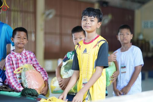 ภาพ No.61778:โครงการบรรพชาสามเณร เพื่อฟื้นฟูพระพุทธศาสนาทั่วไทย ณ ศูนย์อบรมที่พักสงฆ์บ้านร่มเย็น จ.นราธิวาส วันที่ 1 เมษายน พ.ศ. 2567