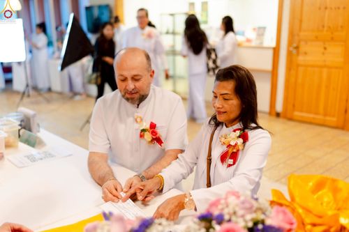 ภาพ No.254054:วันที่ 12 ตุลาคม พ.ศ. 2568 พิธีทอดกฐินวัดพระธรรมกายบูโรส ประเทศสวีเดน