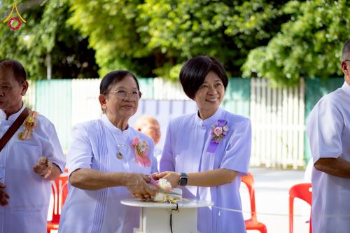 ภาพ No.252715:วันที่ 12 ตุลาคม พ.ศ. 2568 พิธีทอดกฐินครบรอบ 12 ปี เพื่อสร้างถนนธรรมวิถี ณ ศูนย์ปฏิบัติธรรมนครราชสีมา