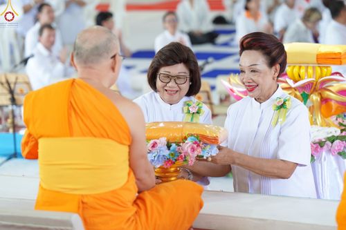 ภาพ No.91872:พิธีทอดกฐินสามัคคีทั่วไทย สร้างกำแพงแก้ว ดูแลสามเณรน้อยเตรียมบาลีนาคหลวงประโยค 9 ณ ศูนย์เบญจธรรม เขตดอนเมือง จ.กรุงเทพมหานคร วันศุกร์ที่ 3 พฤศจิกายน พ.ศ.2566