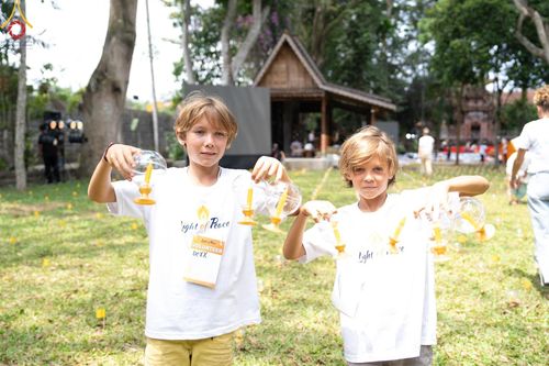 ภาพ No.155921:การเตรียมงานกิจกรรม light of peace จุดประทีปรวมใจเพื่อสันติภาพโลก ณ พิพิธภัณฑ์ Arma เกาะบาหลี สาธารณรัฐอินโดนีเซีย วันเสาร์ที่ 21 กันยายน พ.ศ. 2567 วันสันติภาพโลก