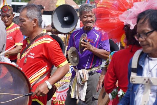 ภาพ No.172639:พิธีทอดกฐิน ณ วัดสวรรค์นิมิต จ.ฉะเชิงเทรา ในโครงการกฐินสามัคคีทั่วไทย 30,000 วัด บูชาธรรม 80 ปี หลวงพ่อธัมมชโย โดยคณะศิษยานุศิษย์วัดพระธรรมกาย วันที่ 27 ตุลาคม พ.ศ. 2567