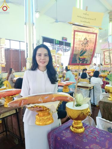 ภาพ No.172602:พิธีทอดกฐิน ณ วัดโคนอน แขวงบางหว้า เขตภาษีเจริญ กรุงเทพฯ ในโครงการกฐินสามัคคีทั่วไทย 30,000 วัด บูชาธรรม 80 ปี หลวงพ่อธัมมชโย โดยคณะศิษยานุศิษย์วัดพระธรรมกาย วันที่ 20 ตุลาคม พ.ศ. 2567