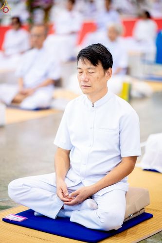 ภาพ No.233913:วันอาทิตย์ที่ 20 กรกฎาคม พ.ศ.2568 พิธีจุดเทียนใจ ไฟนิรันด์ อนันตชัย วัดพระธรรมกาย