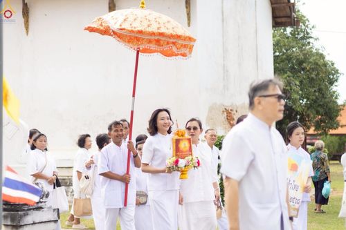 ภาพ No.264945:วันที่ 23 ตุลาคม พ.ศ. 2568 พิธีทอดกฐินสามัคคีทั่วไทย 30,000 วัด โดยคณะศิษยานุศิษย์ บูชาธรรม 81 ปี หลวงพ่อธัมมชโย ณ วัดจุฬามุนี อำเภอโพธิ์ทอง จังหวัดอ่างทอง