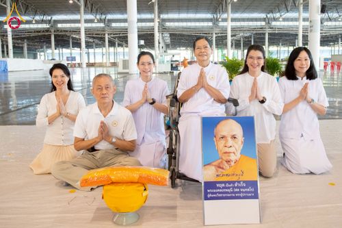 ภาพ No.277350:วันเสาร์ที่ 6 ธันวาคม พ.ศ. 2568 พิธีบรรพชาอุปสมบทและพิธีถวายบาตร โครงการอุปสมบทบูชาธรรมมหาปูชนียาจารย์ ประจำปี พ.ศ.2568 โครงการบวชพระนานาชาติ AEC และ WAB รุ่น CEO (นักบริหาร) รุ่นที่ 5 ณ โบสถ์พระไตรปิฏก วัดพระธรรมกาย