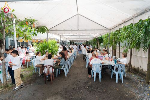 ภาพ No.164885:กฐินอาคารปฏิบัติธรรมสายไหม ณ ศูนย์ปฏิบัติธรรมธรรมธารา สายไหม วันเสาร์ที่ 19 ตุลาคม พ.ศ. 2567