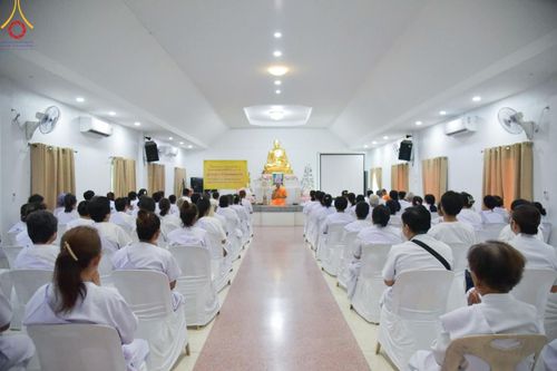 ภาพ No.155371:โครงการอุบาสกแก้ว อุบาสิกาแก้ว รุ่นที่ 2 ตัวแทนทอดกฐินสามัคคีทั่วไทย 30,000 วัด บูชาธรรม 80 ปี หลวงพ่อธัมมชโย ศูนย์ปฏิบัติธรรมเพชรบูรณ์ ต.นาป่า อ.เมือง จ.เพชรบูรณ์