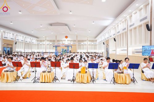 ภาพ No.95055:พิธีทอดกฐินสามัคคีทั่วไทย 5,000 วัด ณ สถาบันธรรมชัย จ.อยุธยา วันที่ 12 พฤศจิกายน พ.ศ. 2566