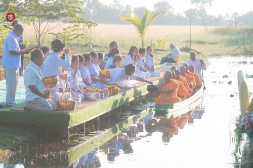 ภาพ No.175429:พิธีทอดกฐินสามัคคี ณ ศูนย์ปฏิบัติธรรมแก้วมงคลสกลนคร(หนองหาร) ต.ท่าแร่ อำเภอเมือง จังหวัดสกลนคร วันที่ 15 พฤศจิกายน พ.ศ. 2567