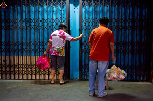 ภาพ No.245204:วันอาทิตย์ที่ 14 กันยายน พ.ศ. 2568 ตักบาตรพระ 555 รูป มหากุศล  น้อมถวายเป็นพุทธบูชา ณ หอนาฬิกาเบตง อ.เบตง จ.ยะลา