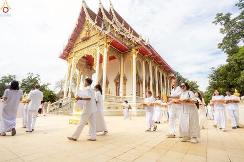 ภาพ No.255974:วันที่ 15 ตุลาคม พ.ศ. 2568 พิธีทอดกฐินสามัคคีทั่วไทย 30,000 วัด โดยคณะศิษยานุศิษย์ บูชาธรรม 81 ปี หลวงพ่อธัมมชโย ณ วัดตะโกสูง อ.ดอนตูม จ.นครปฐม