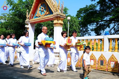 ภาพ No.182566:พิธีทอดกฐิน ณ วัดบ่อน้ำจืด อ.กำแพงแสน จ.นครปฐม ในโครงการทอดกฐินสามัคคีทั่วไทย 30,000 วัด บูชาธรรม 80 ปี หลวงพ่อธัมมชโย โดยคณะศิษยานุศิษย์วัดพระธรรมกาย วันที่ 10 พฤศจิกายน พ.ศ. 2567