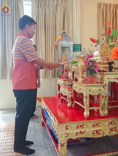 ภาพ No.173438:พิธีทอดกฐิน ณ วัดหนองสะแกกวน ต.ส้มป่อย อ.โนนดินแดง จ.บุรีรัมย์ ในโครงการกฐินสามัคคีทั่วไทย 30,000 วัด บูชาธรรม 80 ปี หลวงพ่อธัมมชโย โดยคณะศิษยานุศิษย์วัดพระธรรมกาย วันที่ 31 ตุลาคม พ.ศ. 2567