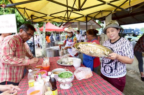 ภาพ No.255718:วันที่ 14 ตุลาคม พ.ศ. 2568 พิธีทอดกฐินสามัคคีทั่วไทย 30,000 วัด โดยคณะศิษยานุศิษย์ บูชาธรรม 81 ปี หลวงพ่อธัมมชโย ณ วัดควนปิยาราม ต.ปากพะยูน อ.ปากพะยูน จ.พัทลุง