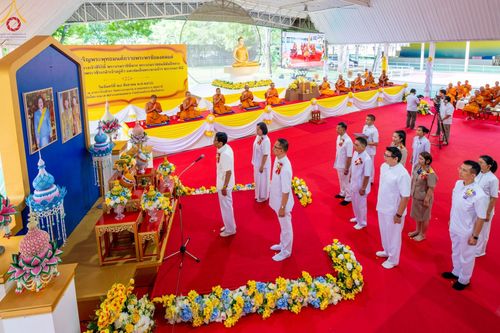 ภาพ No.86622:พิธีเจริญพระพุทธมนต์ถวายพระพรชัยมงคลแด่ สมเด็จพระนางเจ้าสิริกิติ์ พระบรมราชินีนาถ พระบรมราชชนนีพันปีหลวง พระบาทสมเด็จพระวชิรเกล้าเจ้าอยู่หัว และสมเด็จพระนางเจ้าฯ พระบรมราชินี วันจันทร์ที่ ๒๘ สิงหาคม พ.ศ. ๒๕๖๖ ณ มณฑลพิธีฯ อาคารโถงช้างฯ วัดพระธรรมกาย