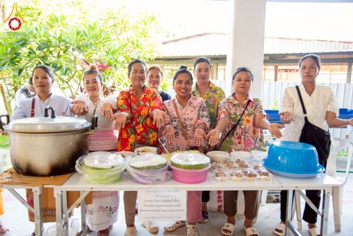 ภาพ No.218006:วันอาทิตย์ที่ 13 เมษายน พ.ศ. 2568 พิธีตักบาตรฉลองสามเณรใหม่ 75 รูป เนื่องในวันสงกรานต์ (โครงการบรรพชาสามเณรฟื้นฟูพระพุทธศาสนาทั่วไทย ประจำปีพุทธศักราช 2568) ณ ศูนย์ปฏิบัติธรรมระยอง(บ้านช่องลม) ตำบลบางบุตร อำเภอบ้านค่าย จังหวัดระยอง