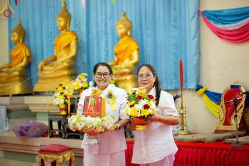 ภาพ No.168015:พิธีทอดกฐิน ณ วัดดอนเสาเกียดมิลินทบุณยาราม ต.บางแขม อ.เมืองนครปฐม จ.นครปฐม ในโครงการกฐินสามัคคีทั่วไทย 30,000 วัด บูชาธรรม 80 ปี หลวงพ่อธัมมชโย โดยคณะศิษยานุศิษย์วัดพระธรรมกาย วันที่ 20 ตุลาคม พ.ศ. 2567