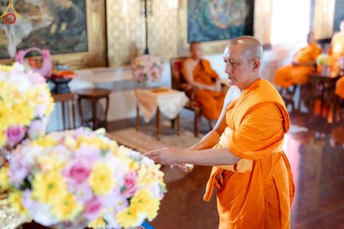 ภาพ No.124020:ผู้รักษาการแทนเจ้าอาวาสวัดมหาจุฬาลงกรณราชูทิศ เมตตาแต่งตั้งให้   “พระมหารณภพ โชติลาโภ” เจ้าอาวาสวัดพระธรรมกายลอนดอน ประเทศอังกฤษ ดำรงตำแหน่งฐานานุกรม ที่ “พระครูวินัยธร” ณ พระอุโบสถกลางน้ำ วัดมหาจุฬาลงกรณราชูทิศ