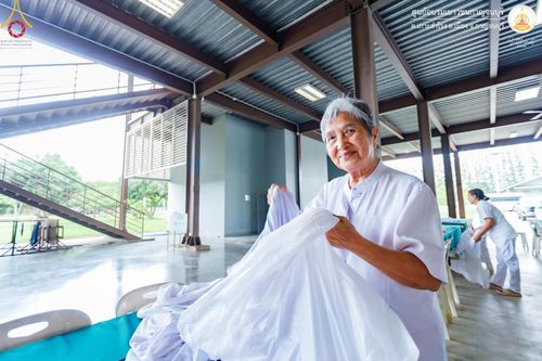 ภาพ No.152033:โครงการอบรมอุบาสก อุบาสิกาแก้ว ตัวแทนทอดกฐิน 30,000 วัด ทั่วไทย ระหว่างวันที่ 6-8 กันยายน พ.ศ. 2567 ณ ศูนย์อบรมเยาวชนกาญจนบุรี