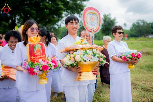 ภาพ No.177507:พิธีทอดกฐิน ณ วัดอำภาผล ต.บ้านใหม่ อ.ครบุรี จ.นครราชสีมา ในโครงการทอดกฐินสามัคคีทั่วไทย 30,000 วัด บูชาธรรม 80 ปี หลวงพ่อธัมมชโย โดยคณะศิษยานุศิษย์วัดพระธรรมกาย วันที่ 5 พฤศจิกายน พ.ศ. 2567