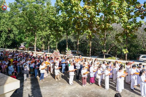 ภาพ No.97768:พิธีทอดกฐินสามัคคีทั่วไทย 5,000 วัด ณ วัดโนนสวรรค์ จ.เพชรบูรณ์ วันที่ 19 พฤศจิกายน พ.ศ. 2566