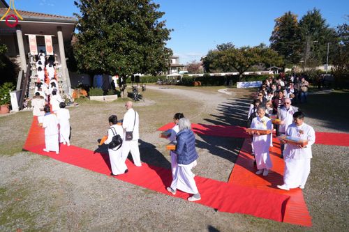 ภาพ No.99344:พิธีทอดกฐินสามัคคี ณ วัดพระธรรมกายอิตาลี วันที่ 19 พฤศจิกายน พ.ศ. 2566
