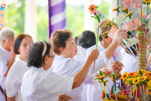 ภาพ No.260004:วันศุกร์ ที่ 17 ตุลาคม พ.ศ. 2568 ทอดกฐินสามัคคี "สร้างรัตนบัลลังก์ รองรับองค์พระประธาน"  ณ ธุดงคสถานนครสวรรค์ ต.หัวถนน อ.ท่าตะโก จ.นครสวรรค์