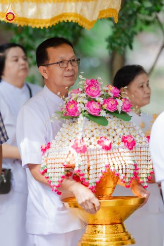ภาพ No.171549:พิธีทอดกฐิน ณ วัดไชยภูมิ จ.อยุธยา ในโครงการกฐินสามัคคีทั่วไทย 30,000 วัด บูชาธรรม 80 ปี หลวงพ่อธัมมชโย โดยคณะศิษยานุศิษย์วัดพระธรรมกาย วันที่ 26 ตุลาคม พ.ศ. 2567