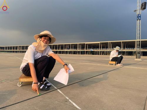 ภาพ No.61298:V.36 ทุ่มเทเพื่อพ่อ 80 ปี ภาพการเตรียมงานของหน่วยงานต่างๆ เพื่อพิธีฉลองอายุวัฒนมงคล 80 ปี หลวงพ่อธัมมชโย และรับถวายมหาสังฆทาน 10,000 กว่าวัดทั่วประเทศ ในวันคุ้มครองโลก จันทร์ที่ 22 เมษายน พ.ศ.2567