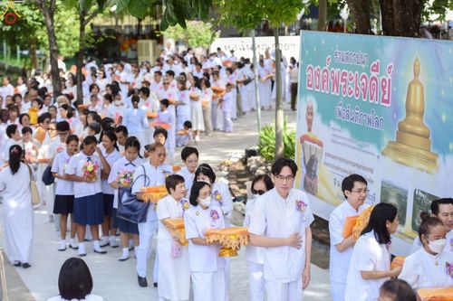 ภาพ No.241257:วันอาทิตย์ที่ 24 สิงหาคม พ.ศ.2568 พิธีปฐมผ้าป่าสถาปนาองค์พระเจดีย์เพื่อสร้างสันติภาพโลก พิธีไถ่ชีวิตโค สร้างมหากุศลด้วยการให้ชีวิตสัตว์เป็นทาน ณ ศูนย์ปฏิบัติธรรมสระบุรี อ.พระพุทธบาท จ.สระบุรี