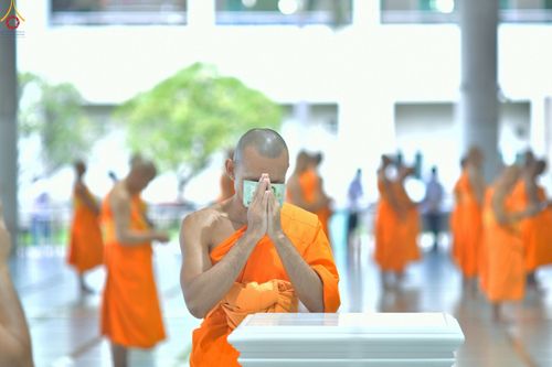 ภาพ No.247338:วันจันทร์ที่ 22 กันยายน พ.ศ. 2568 (วันพระ แรม 15 ค่ำ เดือน 10) พิธีบุพเปตพลี ครั้งที่ 170 ร่วมอุทิศบุญแด่หมู่ญาติที่ล่วงลับไปแล้ว และสืบทอดอายุพระพุทธศาสนา ณ หอฉันคุณยายอาจารย์ฯ วัดพระธรรมกาย