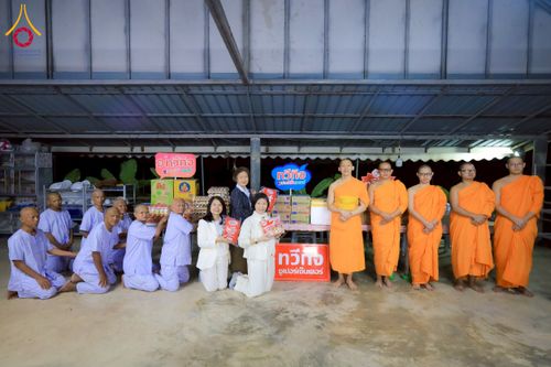 ภาพ No.275909:วันที่ 26-30 พฤศจิกายน พ.ศ. 2568 ทีมพระพี่เลี้ยงตั้งรับ รายงานตัวโครงการบวชบูชาธรรมมหาปูชนียาจารย์ ณ ศูนย์ปฏิบัติธรรมบุรีรัมย์