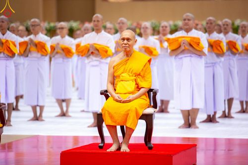 ภาพ No.217147:วันเสาร์ที่ 12 เมษายน พ.ศ. 2568 พิธีบรรพชา พิธีขอศีลและขอนิสสัย พิธีมอบบาตร ในโครงการอุปสมบทหมู่ บูชาธรรมหลวงพ่อธัมมชโย, โครงการธรรมทายาท ระดับอุดมศึกษา รุ่นที่ 52 ,  โครงการบวชพระนานาชาติ AEC & WAB CEO รุ่นที่ 4 ณ วัดพระธรรมกาย