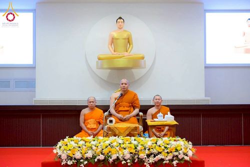 ภาพ No.273992:วันที่ 21 พฤศจิกายน พ.ศ. 2568 รวมพลังเด็กดี V-Star ผู้นำฟื้นฟูศีลธรรมโลก ประจำปี 2568 จังหวัดชลบุรี ณ ธุดงคสถานชลบุรี อำเภอศรีราชา จังหวัดชลบุรี