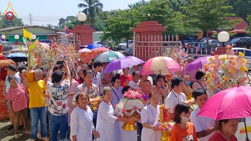 ภาพ No.183723:พิธีทอดกฐิน ณ วัดโคกพนมดี จ.ปราจีนบุรี ในโครงการทอดกฐินสามัคคีทั่วไทย 30,000 วัด บูชาธรรม 80 ปี หลวงพ่อธัมมชโย โดยคณะศิษยานุศิษย์วัดพระธรรมกาย วันที่ 10 พฤศจิกายน พ.ศ. 2567