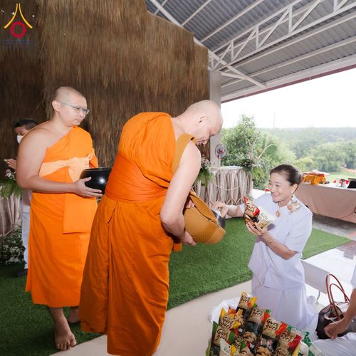 ภาพ No.165601:พิธีทอดกฐินศูนย์ปฏิบัติธรรมแก้วภูเรือ จ.เลย ในโครงการกฐินสามัคคีทั่วไทย 30,000 วัด บูชาธรรม 80 ปี หลวงพ่อธัมมชโย โดยคณะศิษยานุศิษย์วัดพระธรรมกาย วันที่ 20 ตุลาคม พ.ศ. 2567
