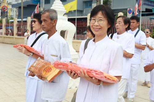 ภาพ No.171835:พิธีทอดกฐิน ณ วัดดงมูลเหล็ก แขวงบ้านช่างหล่อ เขตบางกอกน้อย กรุงเทพฯ ในโครงการกฐินสามัคคีทั่วไทย 30,000 วัด บูชาธรรม 80 ปี หลวงพ่อธัมมชโย โดยคณะศิษยานุศิษย์วัดพระธรรมกาย วันที่ 20 ตุลาคม พ.ศ. 2567