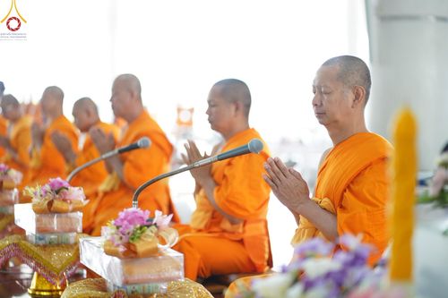 ภาพ No.212608:วันพฤหัสบดีที่ 20 มีนาคม พ.ศ. 2568 พิธีเจริญพระพุทธมนต์ เนื่องในอายุวัฒนมงคลครบ 74 ปี พระภาวนาธรรมวิเทศ วิ. (ภูเบศ ฌานาภิญโญ) ณ หอฉันคุณยายฯ วัดพระธรรมกาย