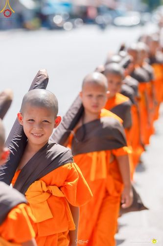 ภาพ No.222103:วันที่ 26-27 เมษายน พ.ศ. 2568 ศูนย์ปฏิบัติธรรมสวนผึ้ง ร่วมกับ ธุดงค์คสถานประจวบคีรีขันธ์ และวัดอ่าวน้อย  จัดกิจกรรมเดินธรรมยาตรา ตักบาตรข้าวสารอาหารแห้ง และจุดประทีปถวายเป็นพุทธบูชา ณ วัดอ่าวน้อย จ.ประจวบคีรีขันธ์