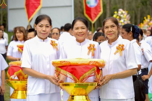 ภาพ No.263791:วันที่ 23 ตุลาคม พ.ศ. 2568 พิธีทอดกฐินสามัคคีทั่วไทย 30,000 วัด โดยคณะศิษยานุศิษย์ บูชาธรรม 81 ปี หลวงพ่อธัมมชโย ณ ธุดงคสถานสุราษฎร์ธานี ต.ขุนทะเล อ.เมือง จ.สุราษฎร์ธานี