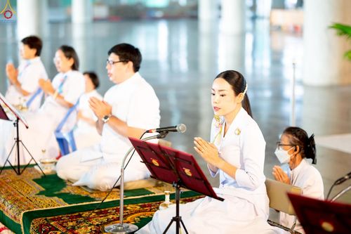 ภาพ No.229596:วันอาทิตย์ที่ 22 มิถุนายน พ.ศ. 2568 พิธีตักบาตรฉลองพระบวชใหม่ โครงการอุปสมบทหมู่ผู้บริหารรุ่นที่ 15 ณ วิหารคด วัดพระธรรมกาย