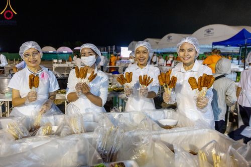 ภาพ No.116456:พิธีถวายภัตตาหารเป็นสังฆทาน แด่คณะพระธรรมยาตรา ปีที่ 12 วันที่ 22 มกราคม พ.ศ. 2567 ณ อนุสรณ์สถานบางนางแท่น จ.นครปฐม