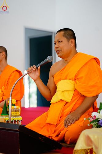 ภาพ No.134798:พิธีตัดปอยผม พิธีขอขมารับผ้าไตร พิธีบรรพชา และพิธีถวายบาตร ในโครงการบรรพชาสามเณร ฟื้นฟูพระพุทธศาสนาทั่วไทย  ณ ศูนย์ปฏิบัติธรรมและศูนย์อบรมเยาวชนเพชรบุรี ต.ท่าแลง อ.ท่ายาง จ.เพชรบุรี