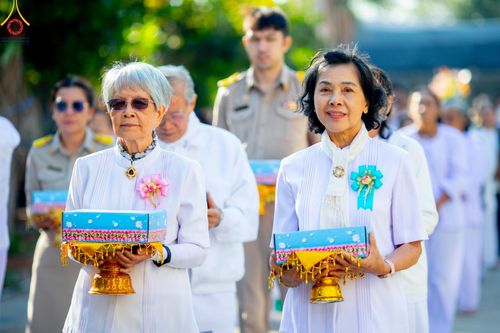 ภาพ No.195157:พิธีทอดผ้าป่าทำนุบำรุงศาสนสถาน ณ วัดพรสวรรค์ ต.หนองบ่อ อ.สองพี่น้อง จ.สุพรรณบุรี ในโครงการธรรมยาตรา กตัญญูบูชา มหาปูชนียาจารย์ พระมงคลเทพมุนี(สด จนฺทสโร) พระผู้ปราบมาร อนุสรณ์สถาน 7 แห่ง ปีที่ 13 วันที่ 13 มกราคม พ.ศ. 2568