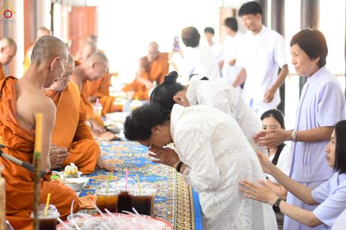 ภาพ No.252469:วันที่ 11 ตุลาคม พ.ศ. 2568 พิธีทอดกฐินสามัคคีทั่วไทย 30,000 วัด โดยคณะศิษยานุศิษย์ บูชาธรรม 81 ปี หลวงพ่อธัมมชโย ณ วัดบางวันทอง อ.บ้านแพ้ว จ.สมุทรสงคราม