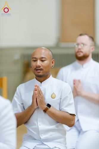 ภาพ No.232714:วันอาทิตย์ที่ 6 กรกฏาคม พ.ศ. 2568 พิธีบูชาข้าวพระ ณ วัดพระธรรมกายนอร์ธสวีเดน